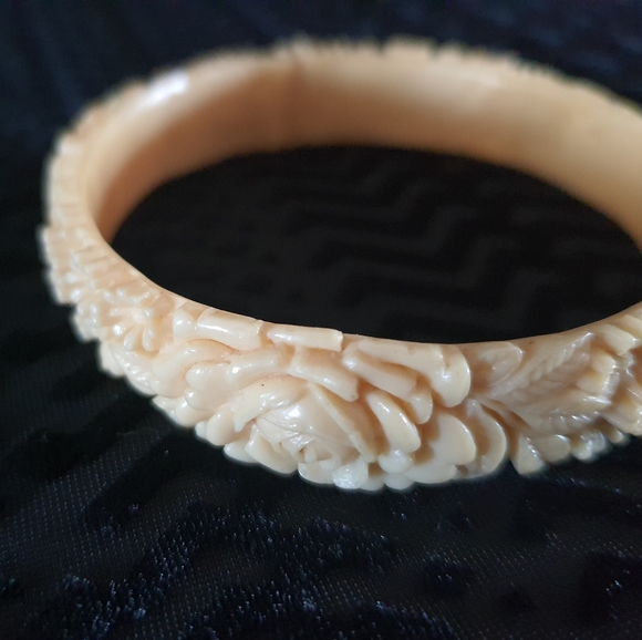 Vintage Celluloid Bracelet - Picture 4 of 7